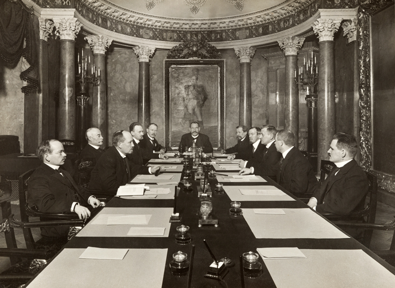 The Independence Senate, 6 December 1917. National Board of Antiquities and Historical Monuments.