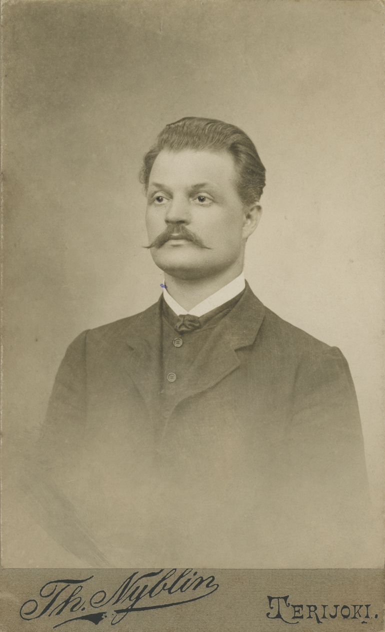 Mikko Virkki, member of the Board of the Bank of Finland and Commissar of the Viipuri branch. People’s Archive.